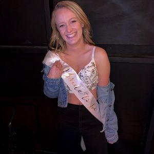 Windsor White Sparkly Bra